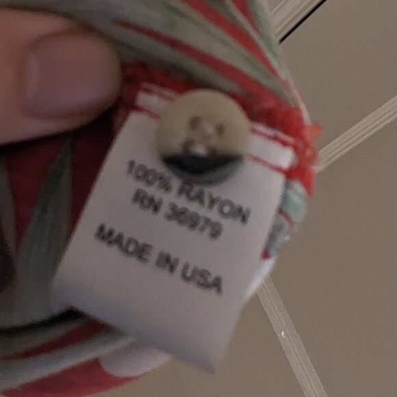 Vintage Go Barefoot Hawaiian Aloha Shirt Tropical Magnum P. I. 100% Rayon - Picture 4 of 5